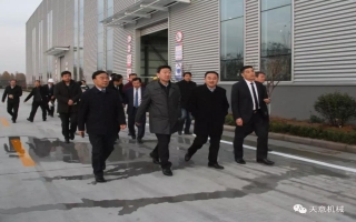 山東省住建廳黨組成員、副廳長張曉海蒞臨天意機械調研指導